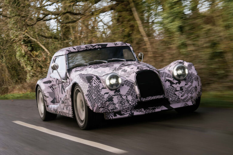 morgan plus six successor camo front quarter tracking