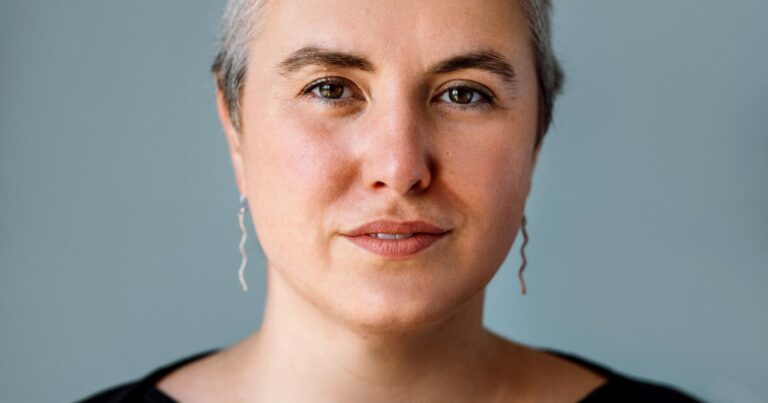 urlhttps3A2F2Fcalifornia times brightspot.s3.amazonaws.com2F7d2Fd12Fe2e9c76d496b84d73d2c27222f122Fauthor christine murphy